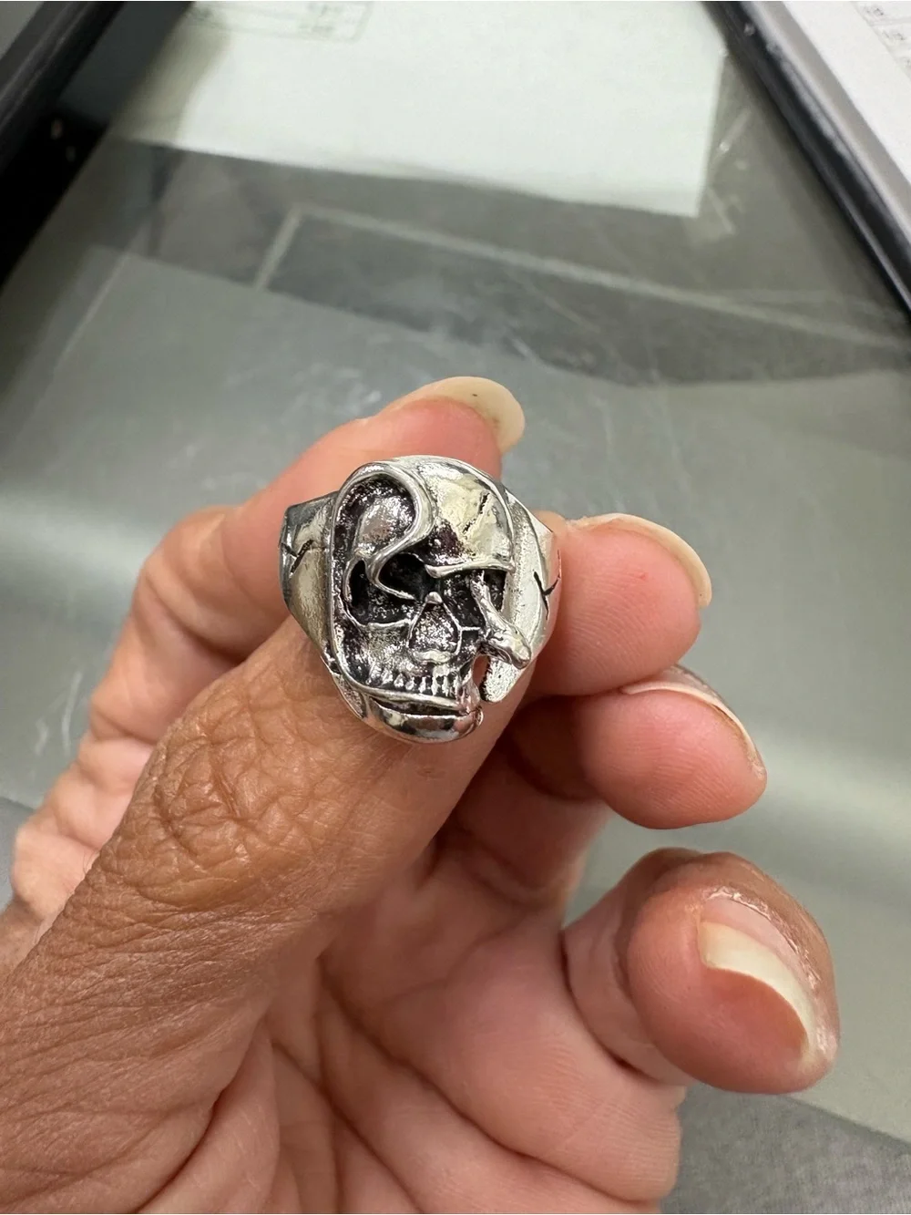 N/A bold silver